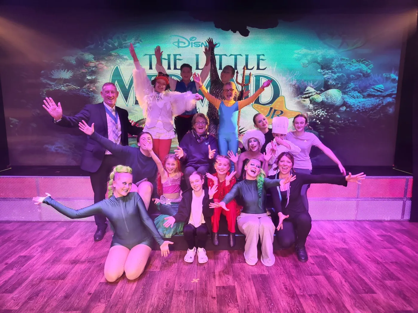 Drama Geeks students performing on stage